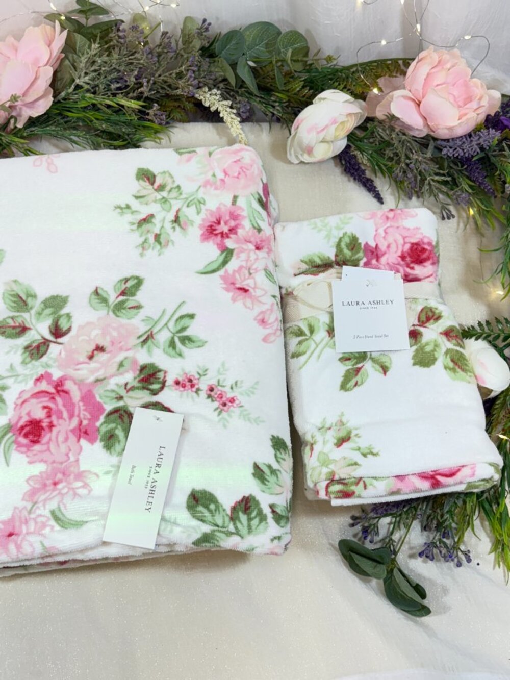 Laura Ashley Lisalee Pink Floral Bath Hand Towels 4PC Set White 100% Cotton